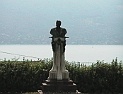 27 statua